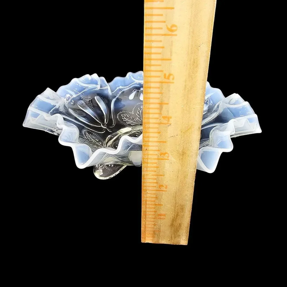 Northwood Meander Style White Opalescent Glass‎ Spatula Footed Bowl 2294B